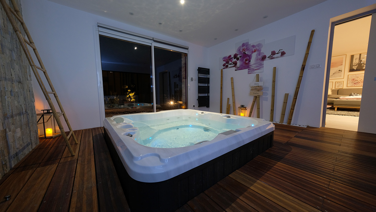 Location d'appartement avec Spa et jacuzzi au Pays Basque à Sare (64310) Location d'appartement avec Spa et jacuzzi au Pays Basque à Sare (64310)